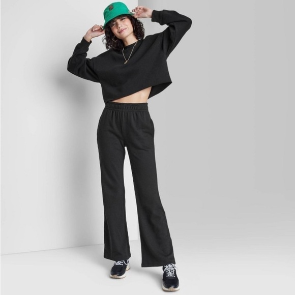 wild fable Pants - Women's High-Rise Wide Leg French Terry
Sweatpants - Wild Fable Black
